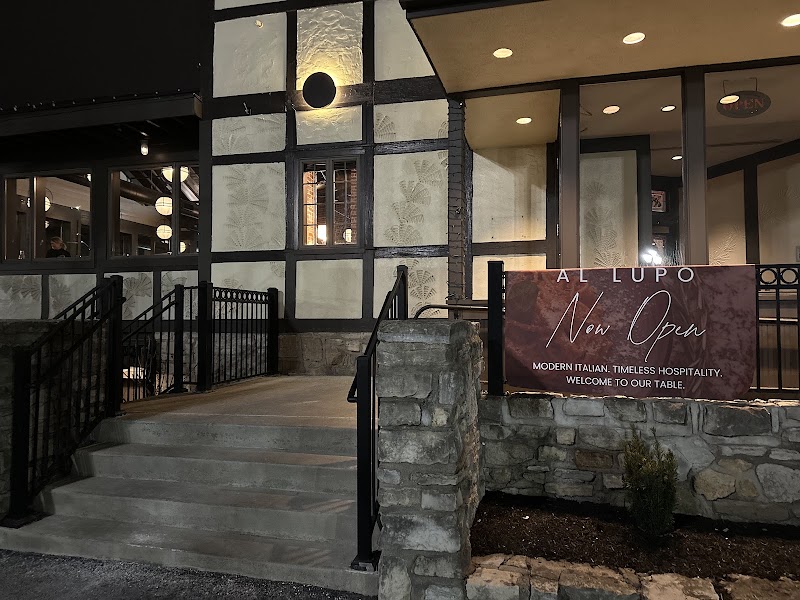 The Rookwood, Mount Adams