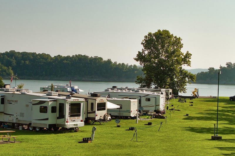 Green River Lake State Park Marina & Boat Launch