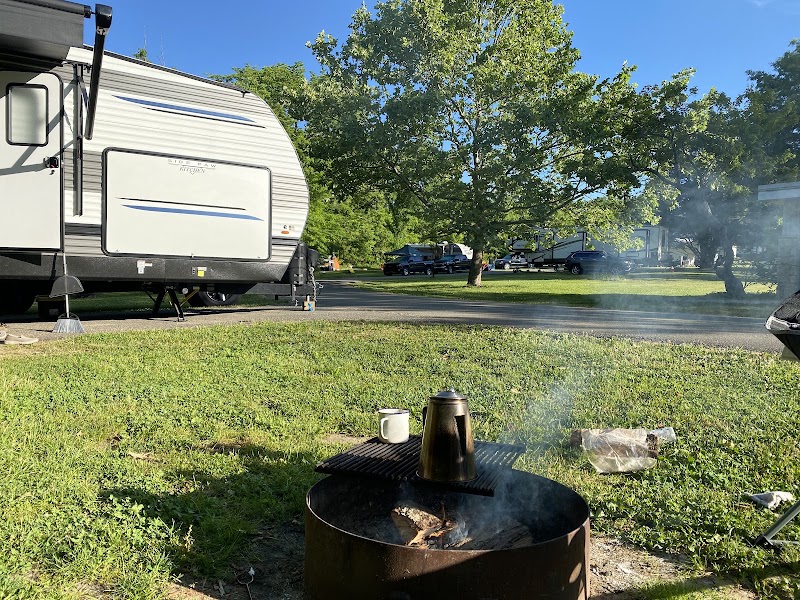 Brookville Lake — Mounds SRA Trails