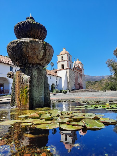 Santa Barbara — Mission Santa Barbara & State Street