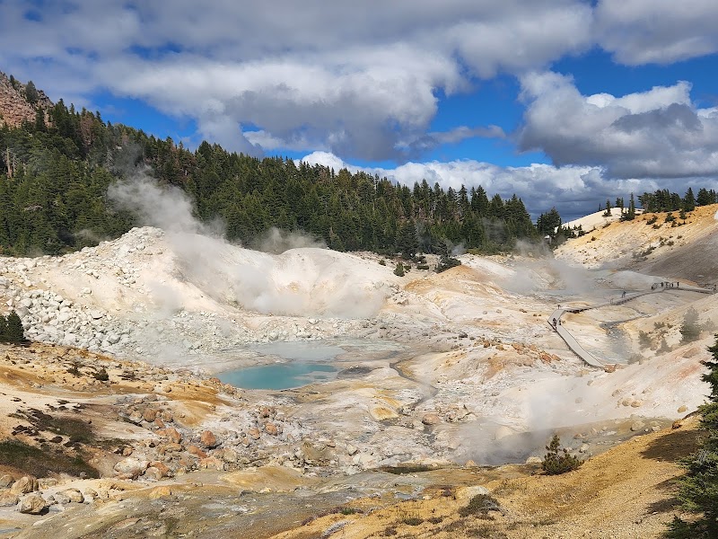 Bumpass Hell Trail
