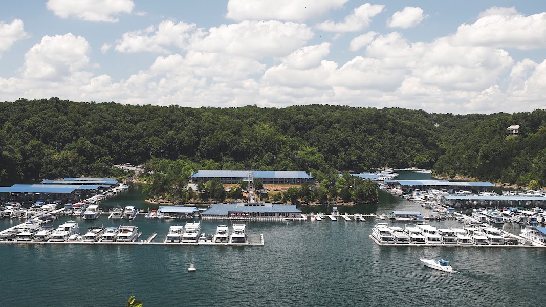 Jamestown Waterfront & Lake Cumberland Marina
