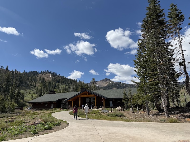 Kohm Yah-mah-nee Visitor Center