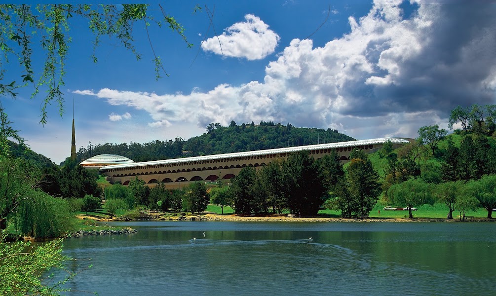 Marin Civic Center — Frank Lloyd Wright