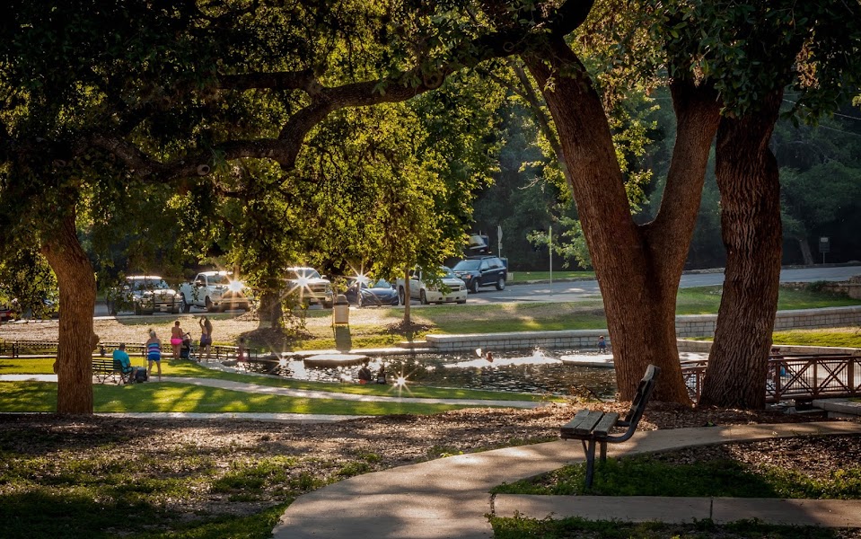 New Braunfels Comal River & Landa Park