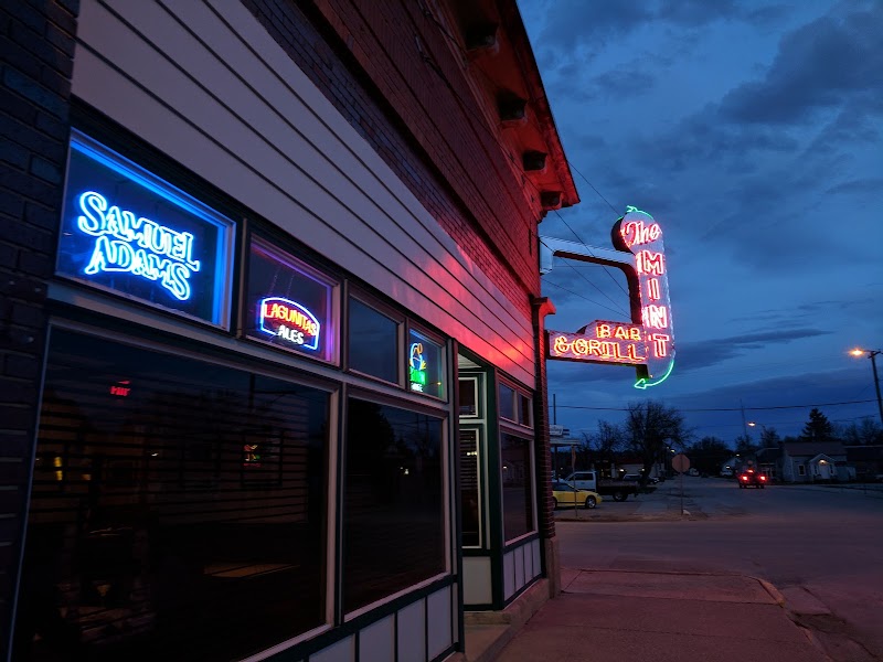 The Mint Bar & Grill, Lewistown