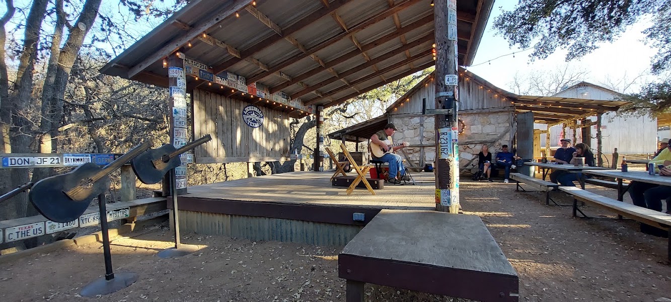 Luckenbach, TX