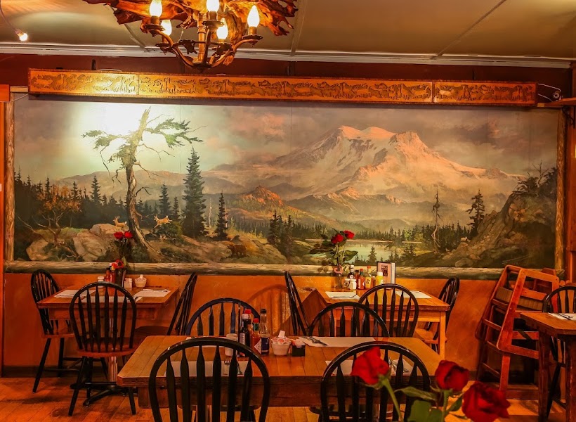 Copper Creek Inn Restaurant & Lodging
