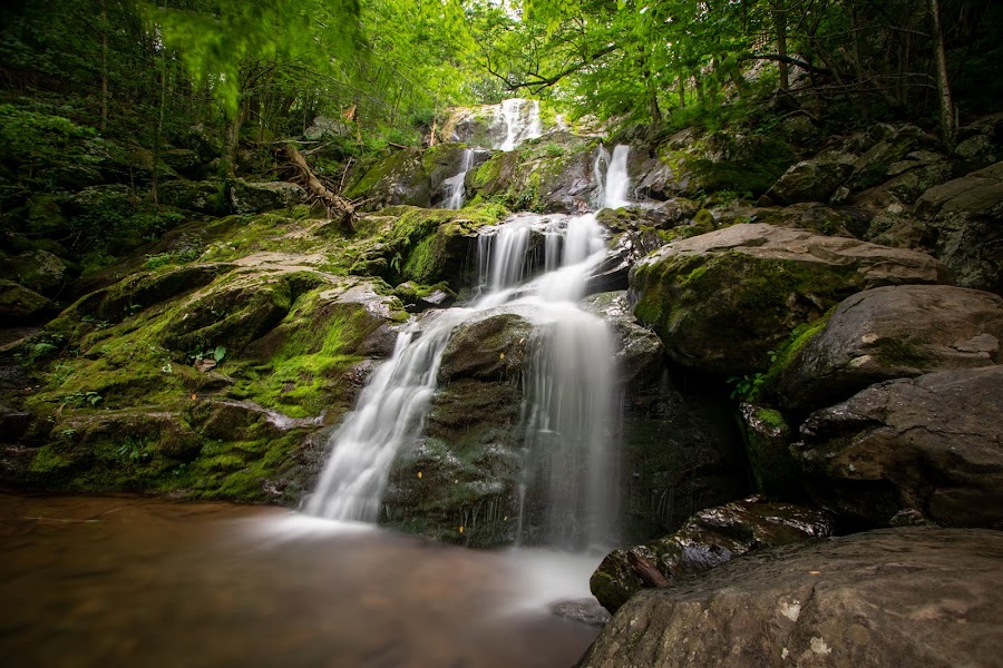 Dark Hollow Falls