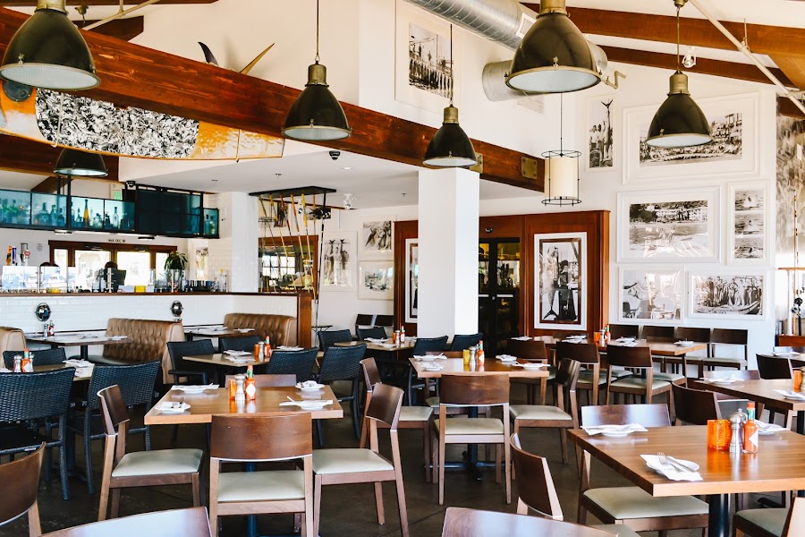 The Bluewater Grill — Avalon
