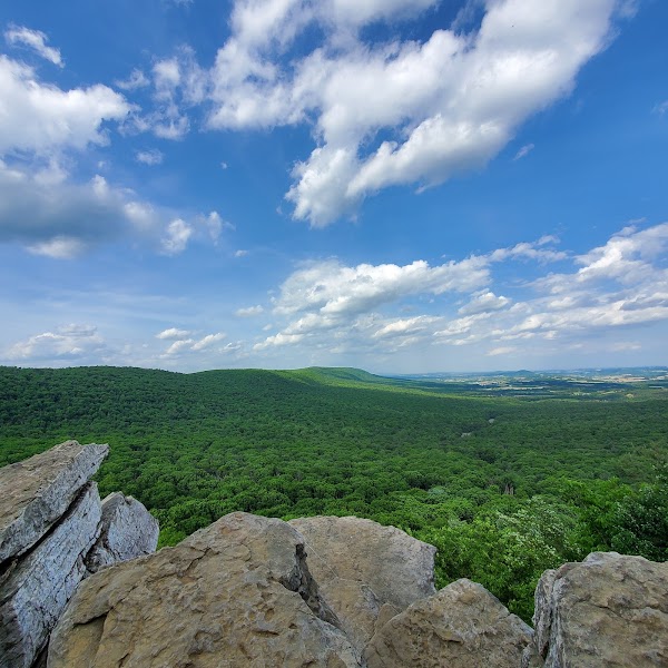 South Lookout Trail — Hawk Mountain