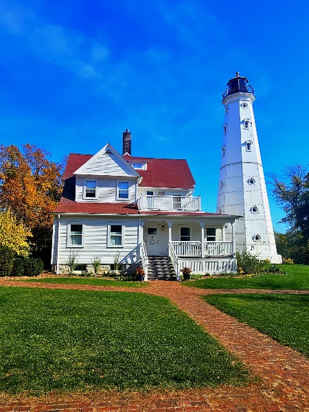 Deland Park & the North Point Lighthouse