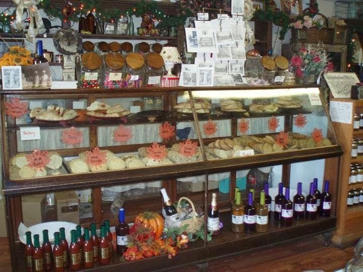 Dutch Maid Bakery, Tracy City