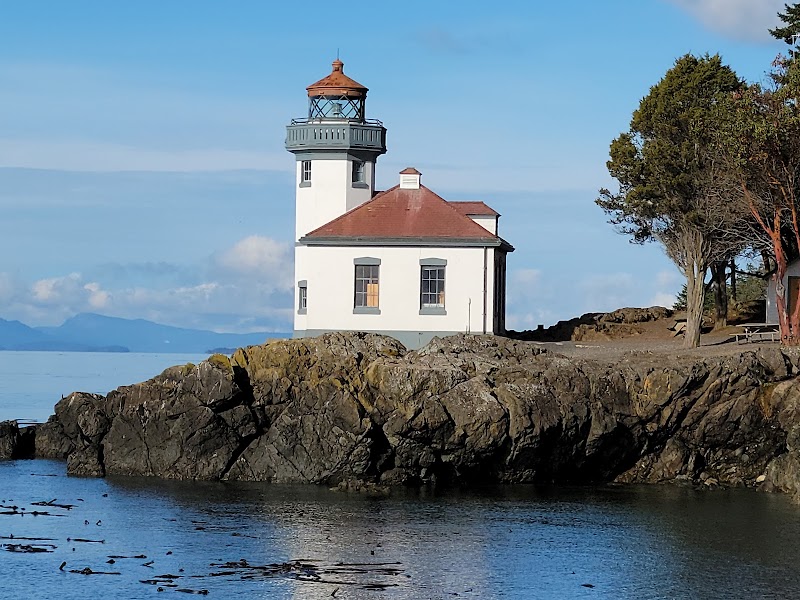 Lime Kiln Point State Park — Whale Watching