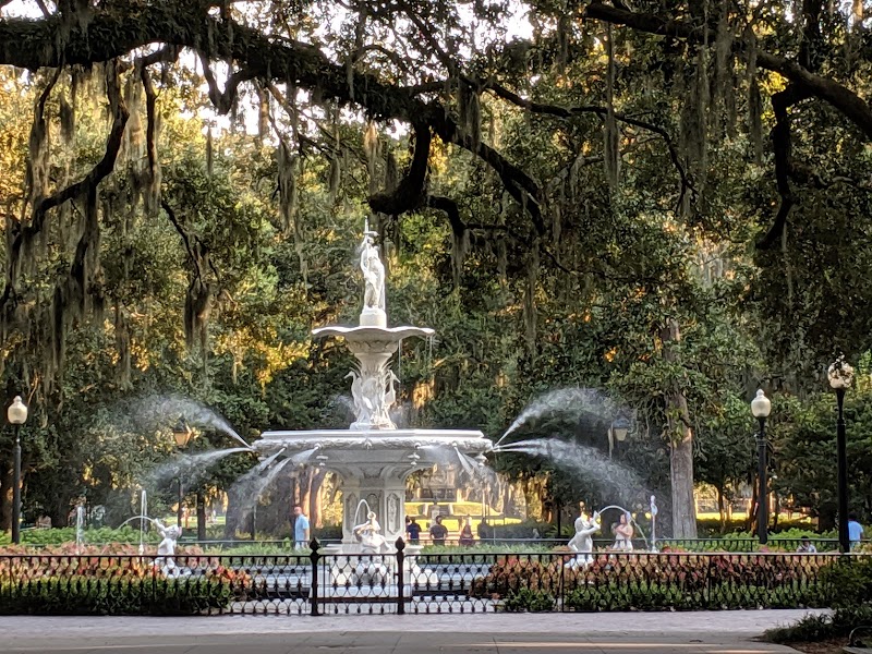 Forsyth Park — Fountain & Café