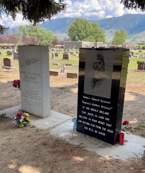 Grave of Evel Knievel