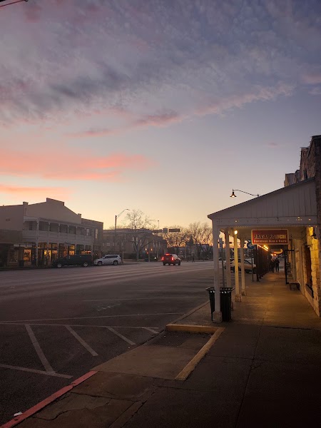 Fredericksburg Main Street — Marktplatz & Sunday Houses